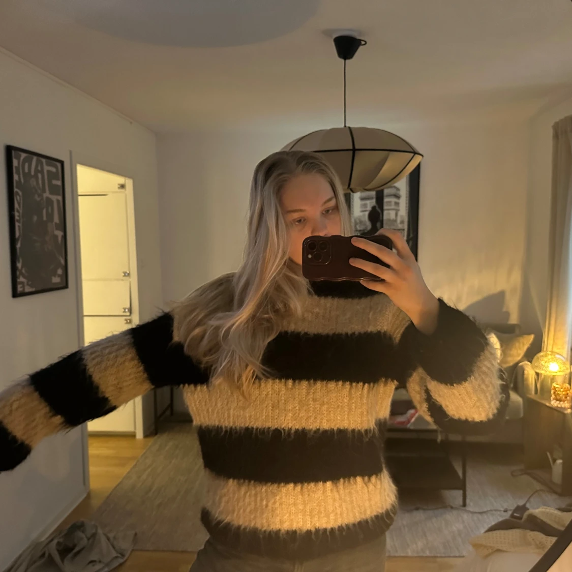 Randig stickad tröja