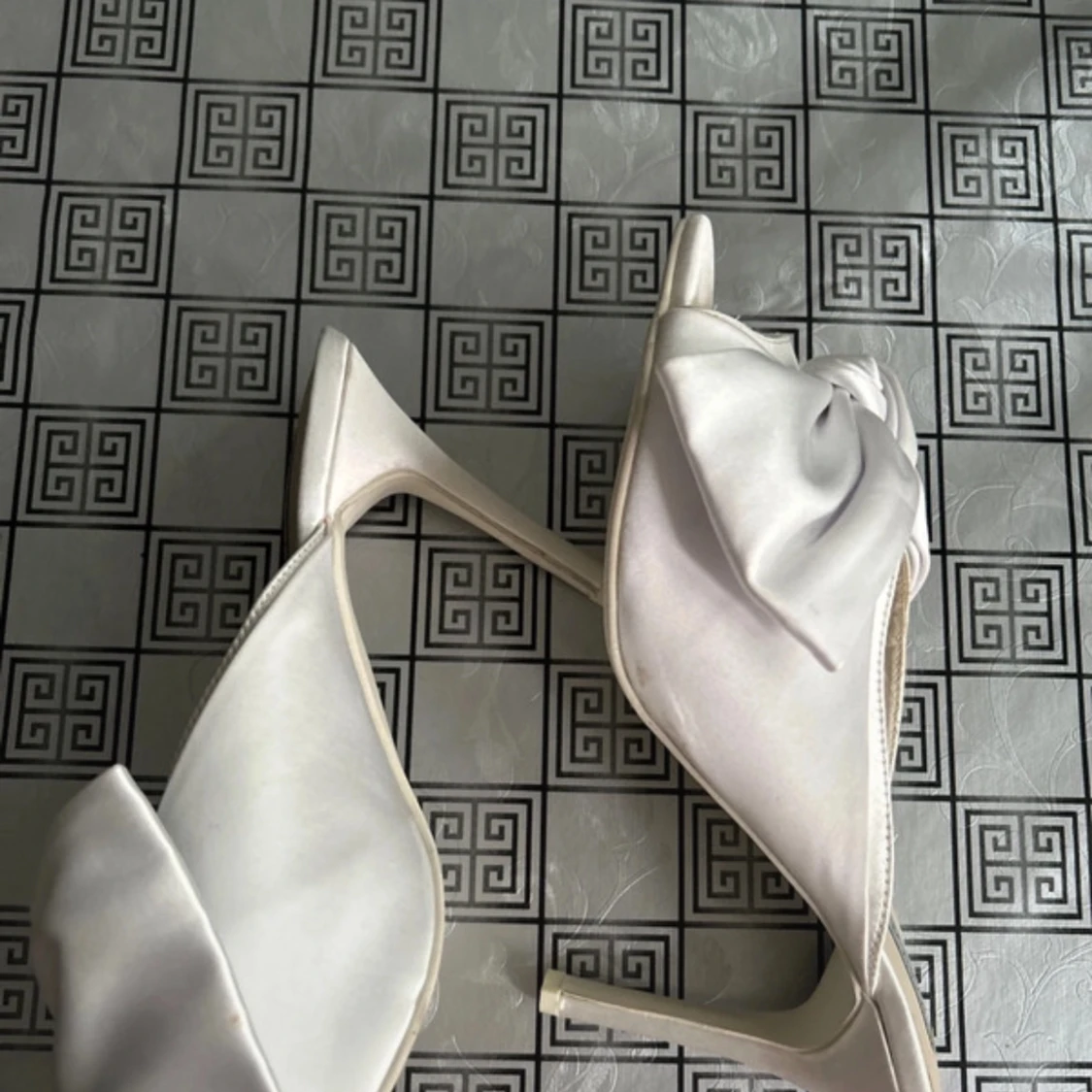 Vita klackskor från NLY Shoes - 2