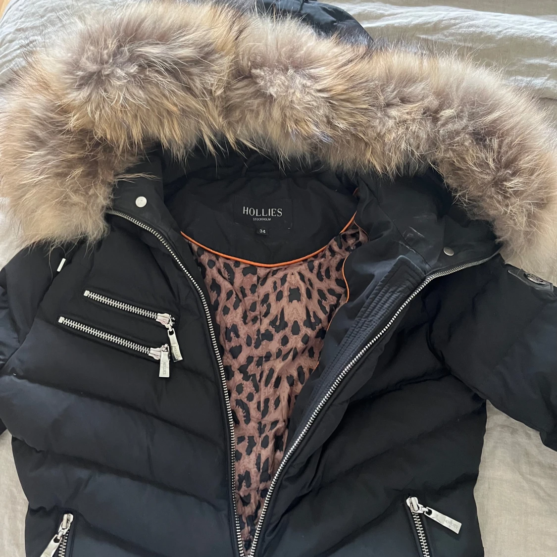 Hollies Jacka - 91