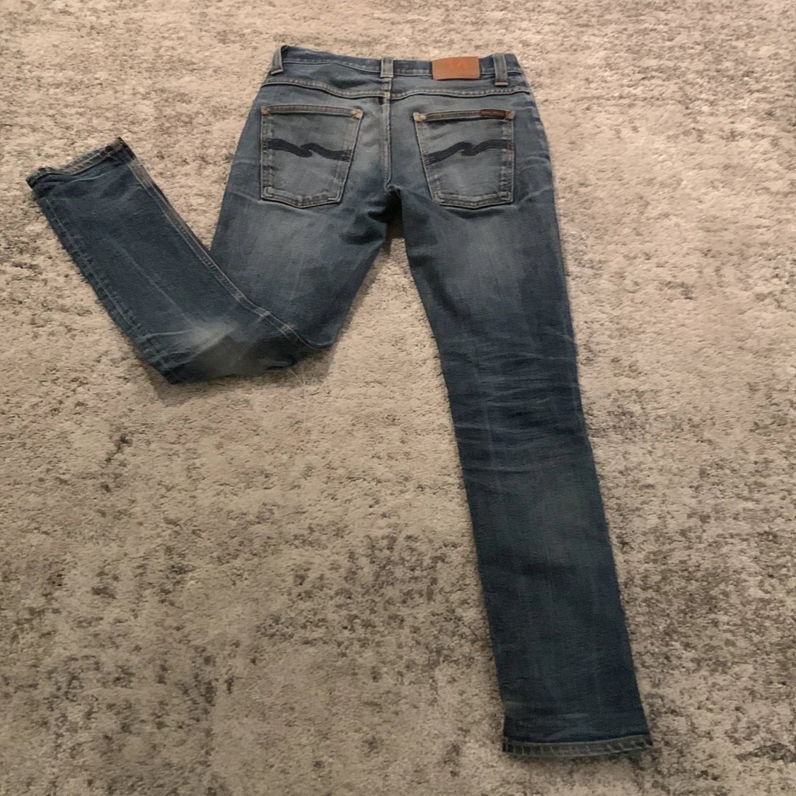 Blå jeans från Nudie Jeans - 90