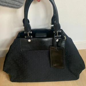 DKNY väska - Jättefint DKNY handväska🤗
