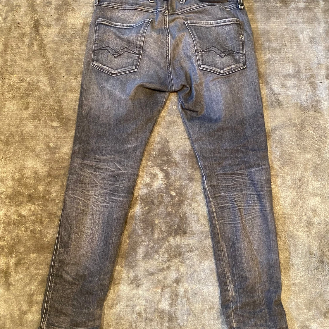 Grå jeans från Replay - 90