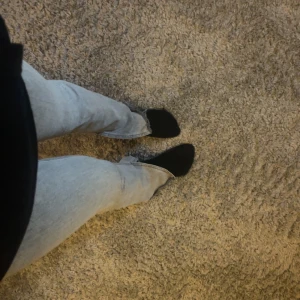 Gråa jeans  - Jätte fina gråa jeans från Gina tricot som tyvärr blivit försmå, 