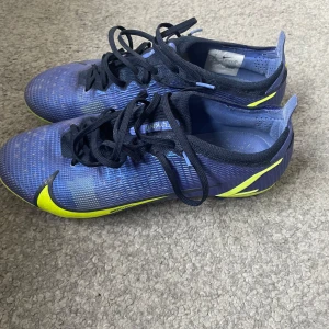 Mercurial fotbollsskor  - Säljer de här feta mercurialsen elite  Storlek 40