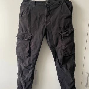 Jens  - Säljer ett par sköna jeans som inte passar 