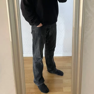 Zara Jeans - Tja, säljer ett par zara jeans i storlek 38 från zaras hemsida. 10/10 skick