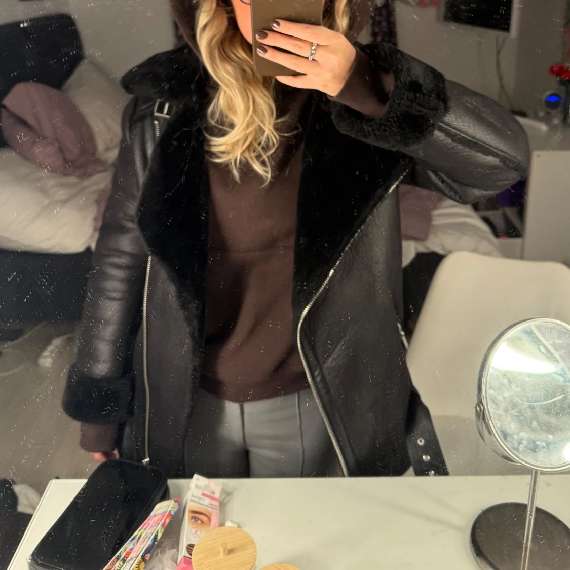 Skinnjacka med päls - 90