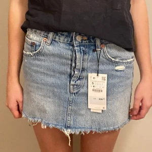 Helt oanvänd jeanskjol!! - Supersnygg