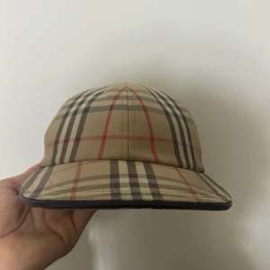 Burberry keps - Helt ny äkta burberry keps kvitto/ box allt og finns först till kvarn