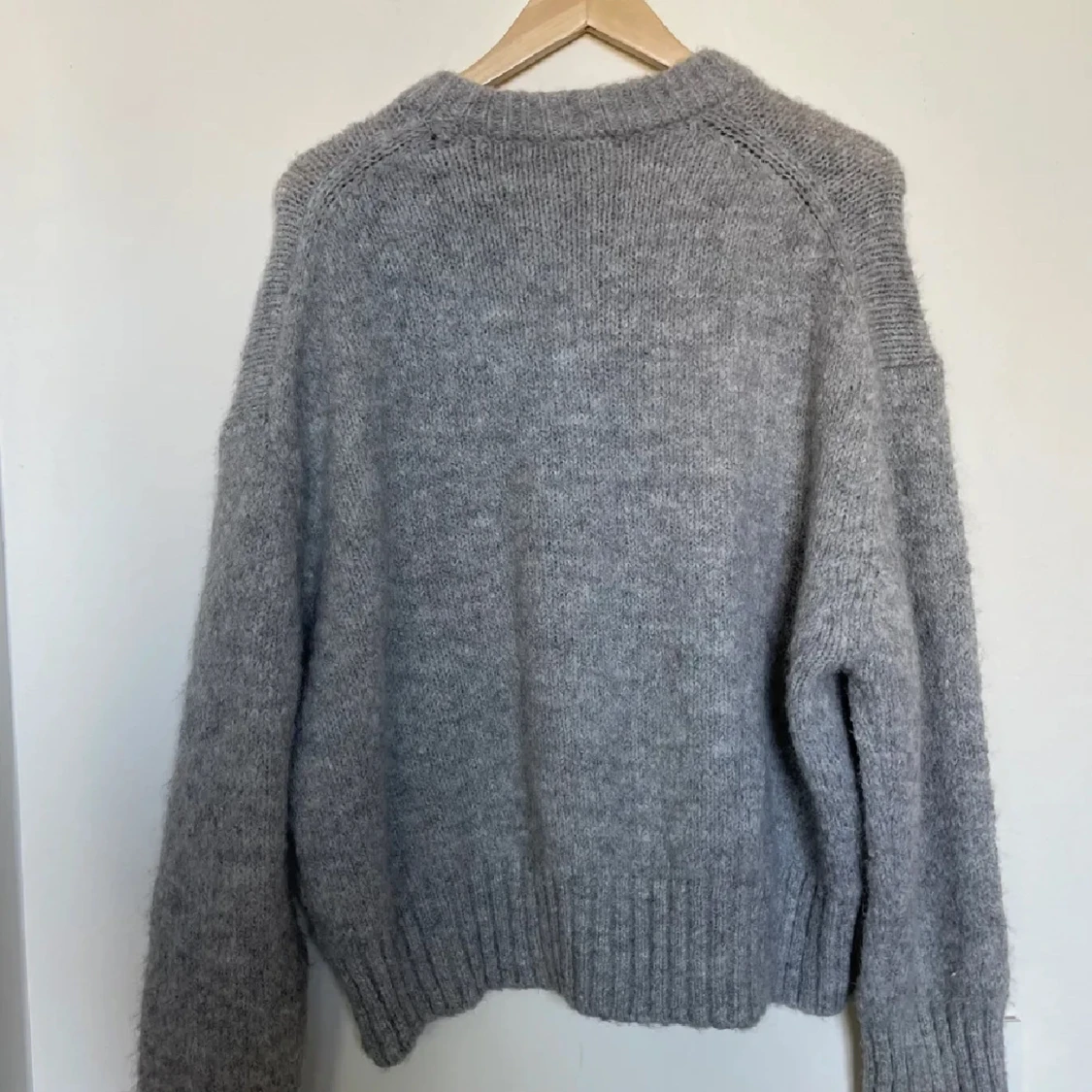 Mysig stickad tröja  - 90