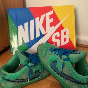 Nike dunks - Dunks är använda men org pris 1500 