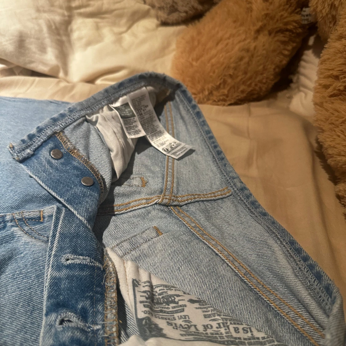Levi’s jeans  - 93
