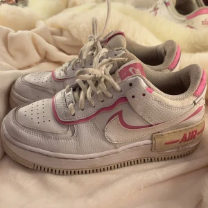 Nike air force 1 pink shadow - Storlek 38, sparsamt använda💕💕
