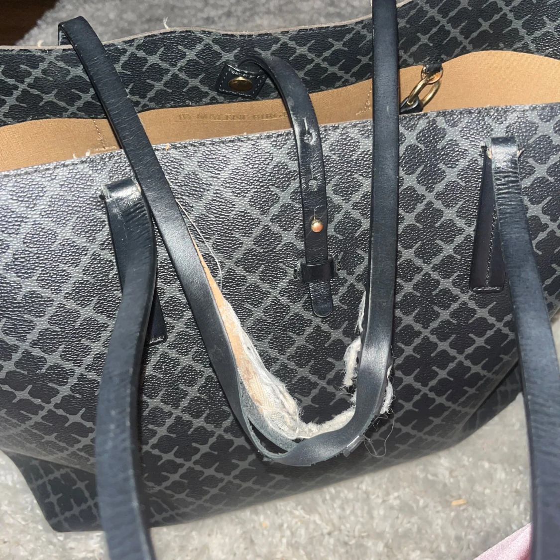 By malene Birger väska  - 90