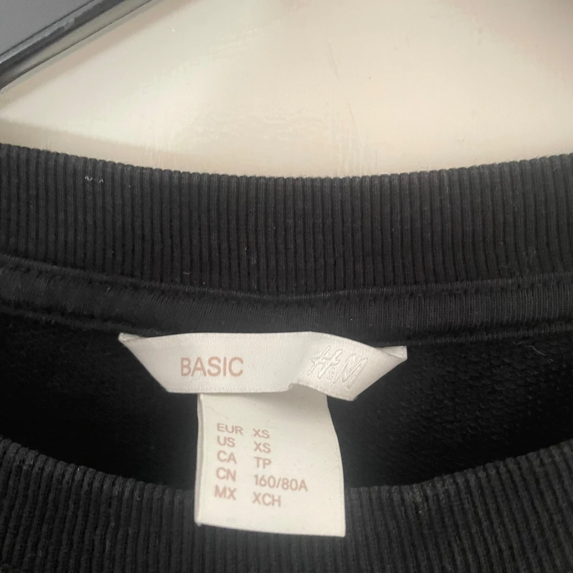 Svart tröja från Basic - 91