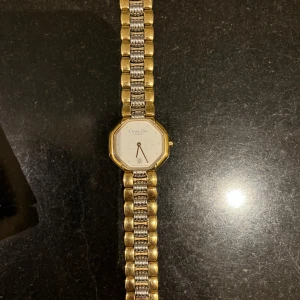Vintage Dior klocka - Vintage Dior klocka, använt men är i ganska bra skick 