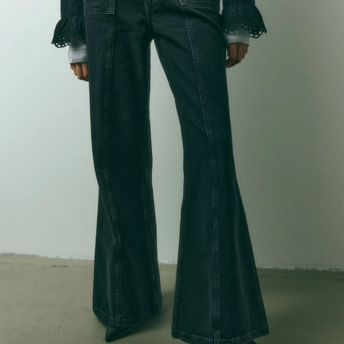 Lågmidjade flare jeans