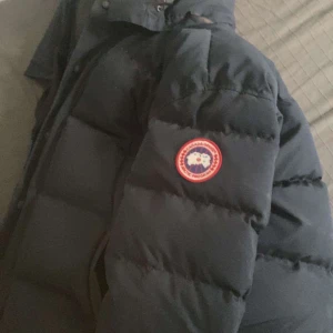Canada goose  - Bra skick storlek m 