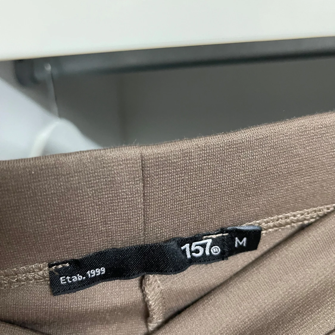 Beige byxor från 157 - 90