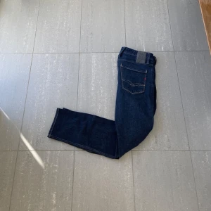 Replay Anbass Jeans  - Säljer nu dessa replay Anbass jeans, skriv för fler bilder/frågor🙌🏼
