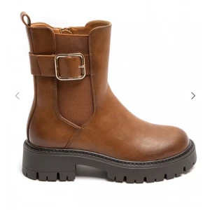 Bruna boots - Helt oanvända. Orginalkartong finns
