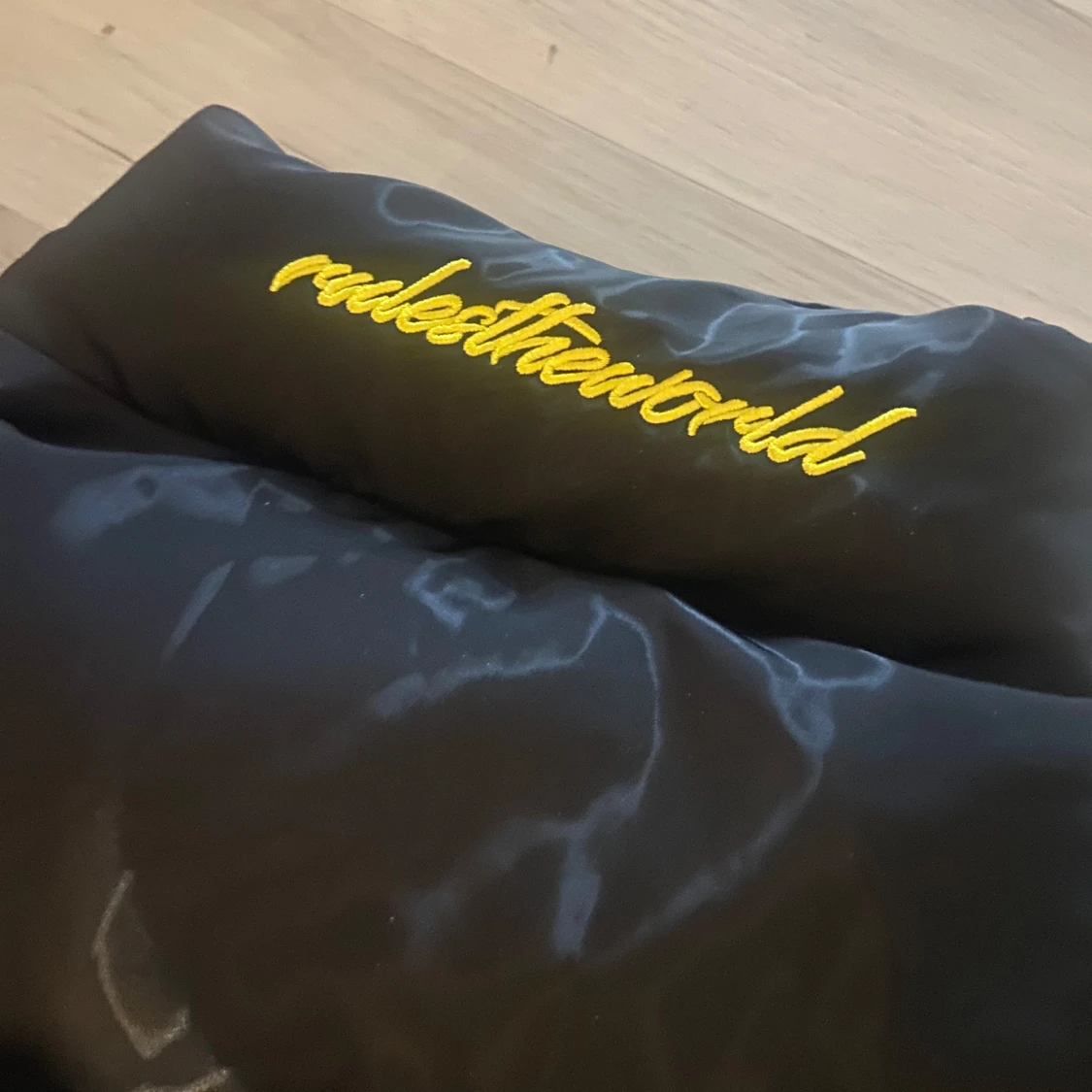 (LARGE) Corteiz pufferjacka - 3