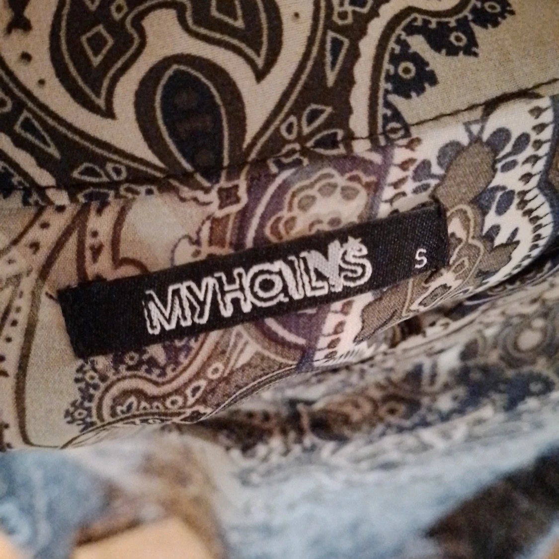 Blus Med Mönster Från My Hailys - 92