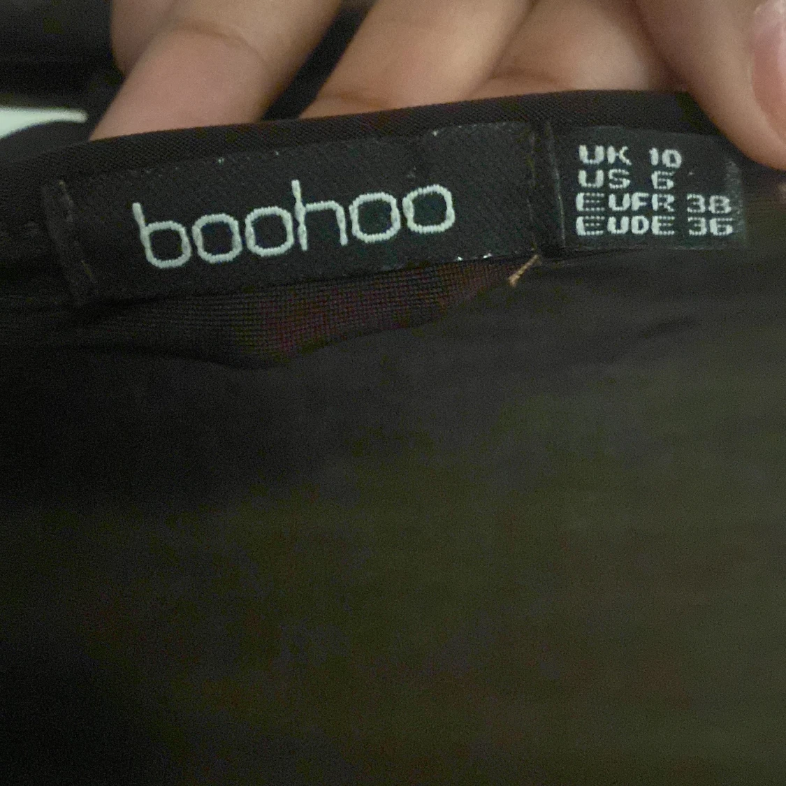 Brun långklänning från Boohoo - 91