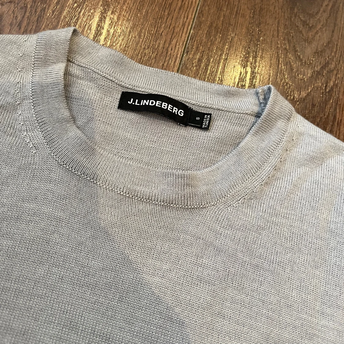 Grå tröja från J.Lindeberg - 2