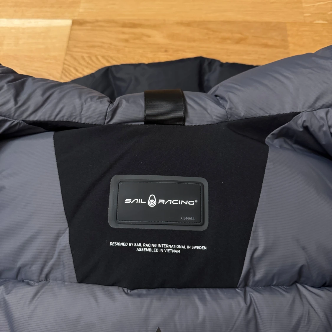 (Använd cirka 10 gånger)Svart vinterjacka från Sail Racing  - 4