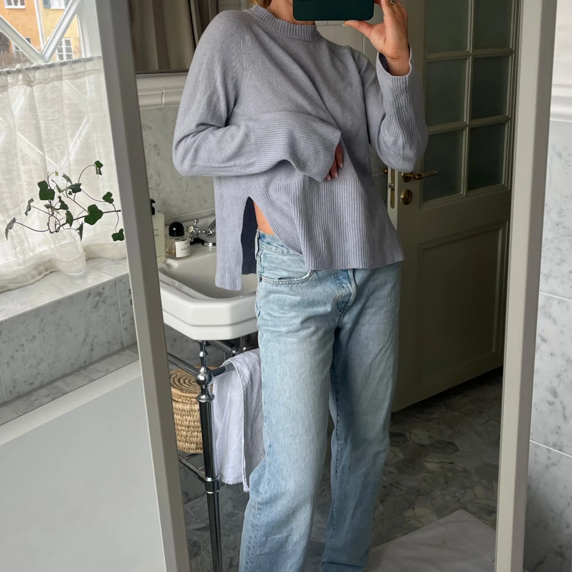 Ljusblå stickad tröja - 1