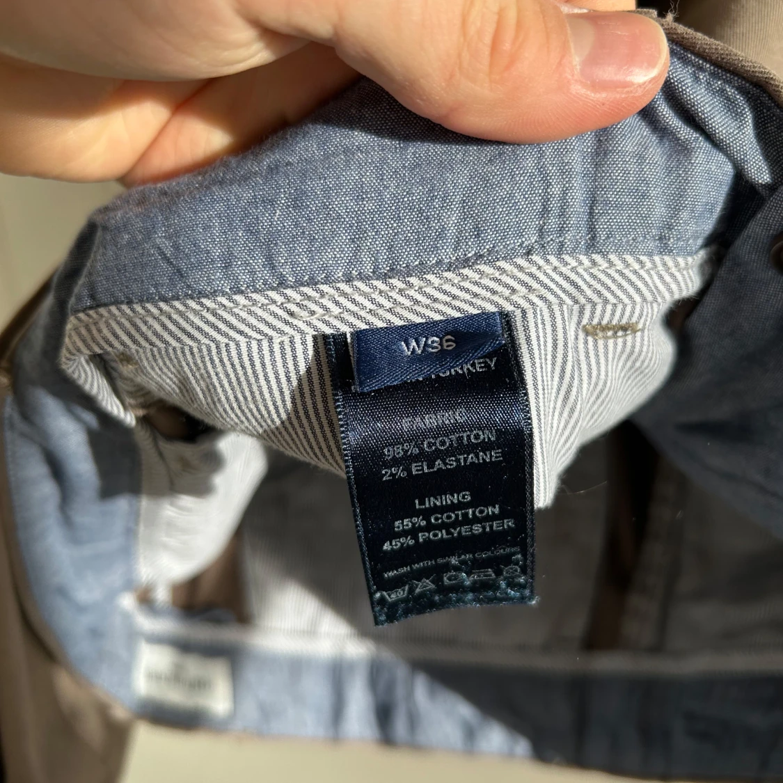 Oanvända John Henric chinos beiga  - 1