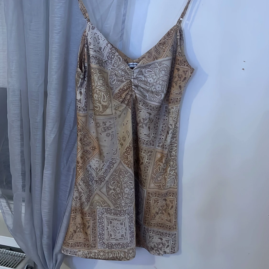 Mönstrad linne från Stradivarius