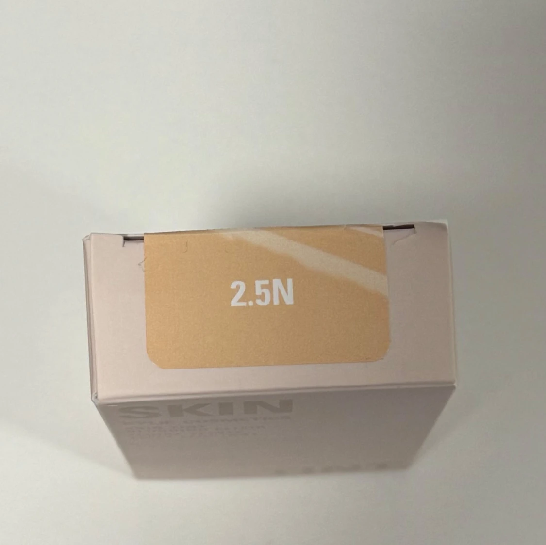 Skin Tint från Kylie Cosmetics - 1