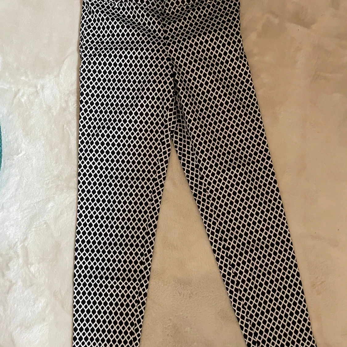 Svartvita mönstrade byxor från H&M