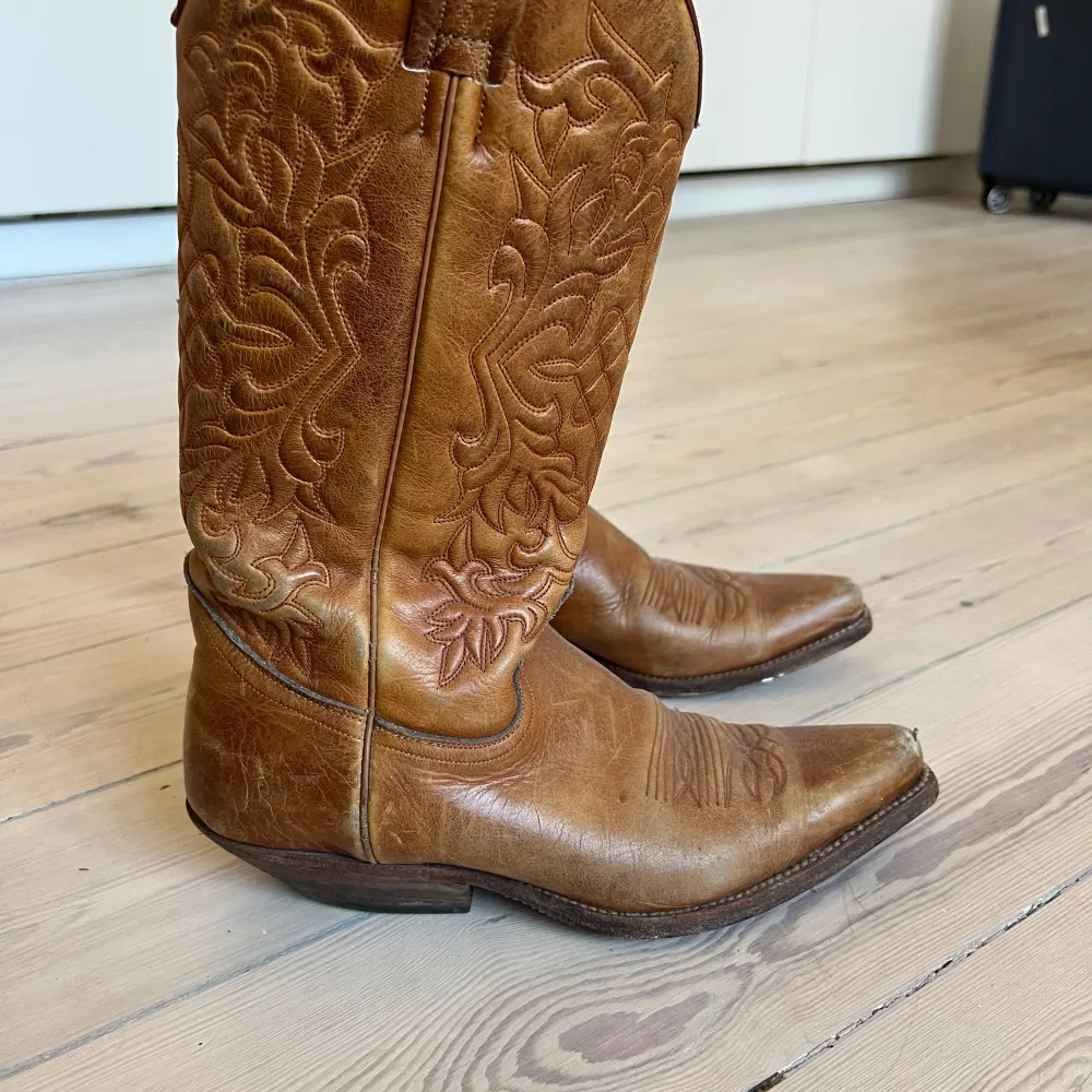 Vintage Tony mora cowboy boots. Strl 39. Jättefina vintage!. Skor.