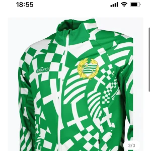 Hammarby tröja  - Perfekt skick använd endast ett fåtal gånger nypris 899 mitt pris 500kr