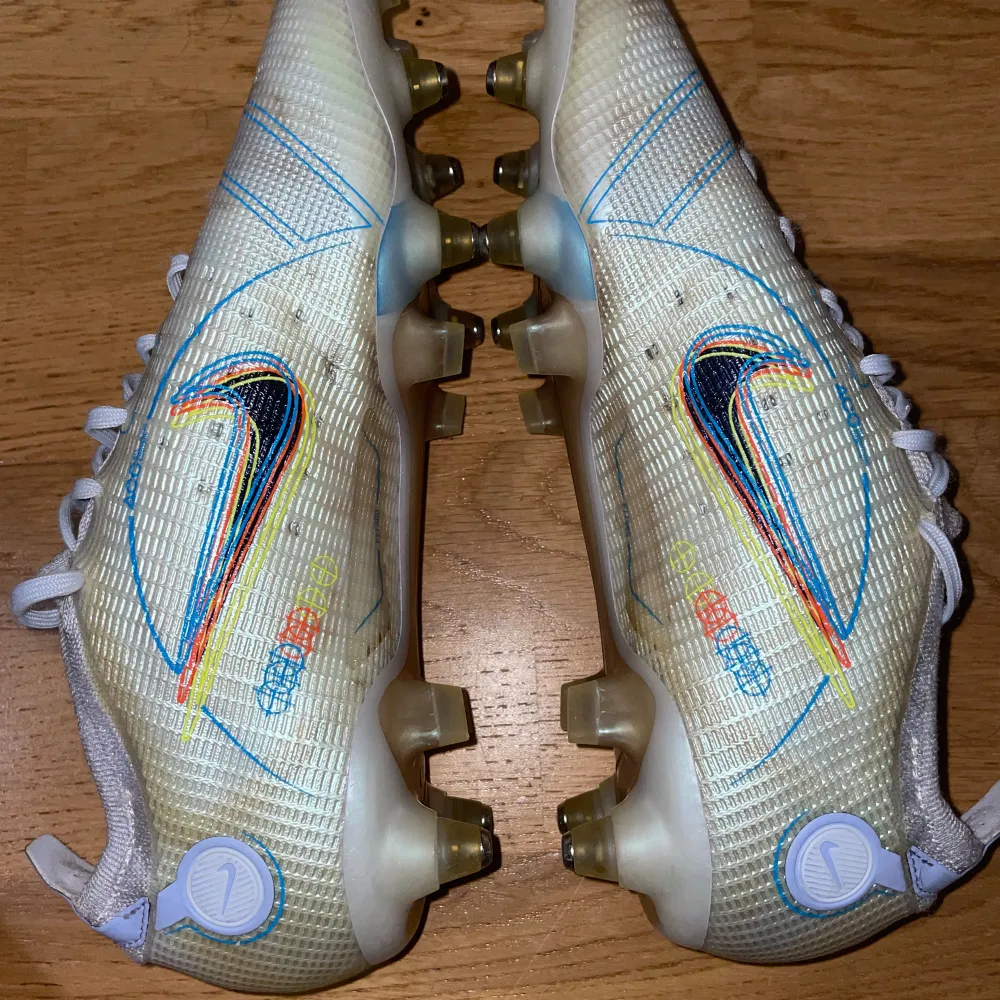 Nike mercurial vapor 14 Nike mercurial air zoom. Skor.