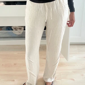 Linnebyxor - Linmebyxor från Noisy May i storlek M L32. Använd fåtal gånger 