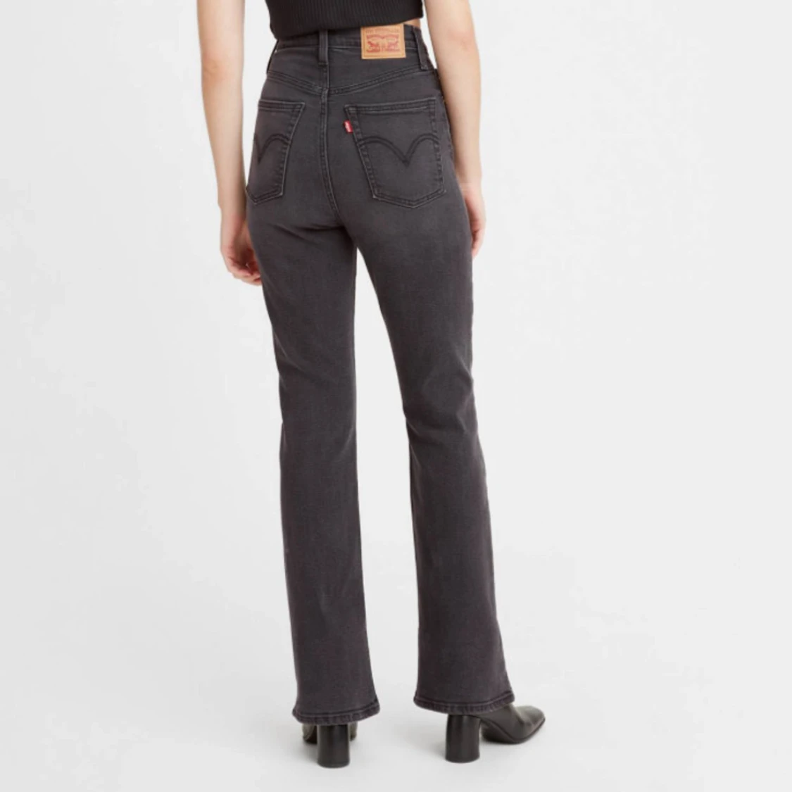 LEVIS - Ribcage Bootcut - 93