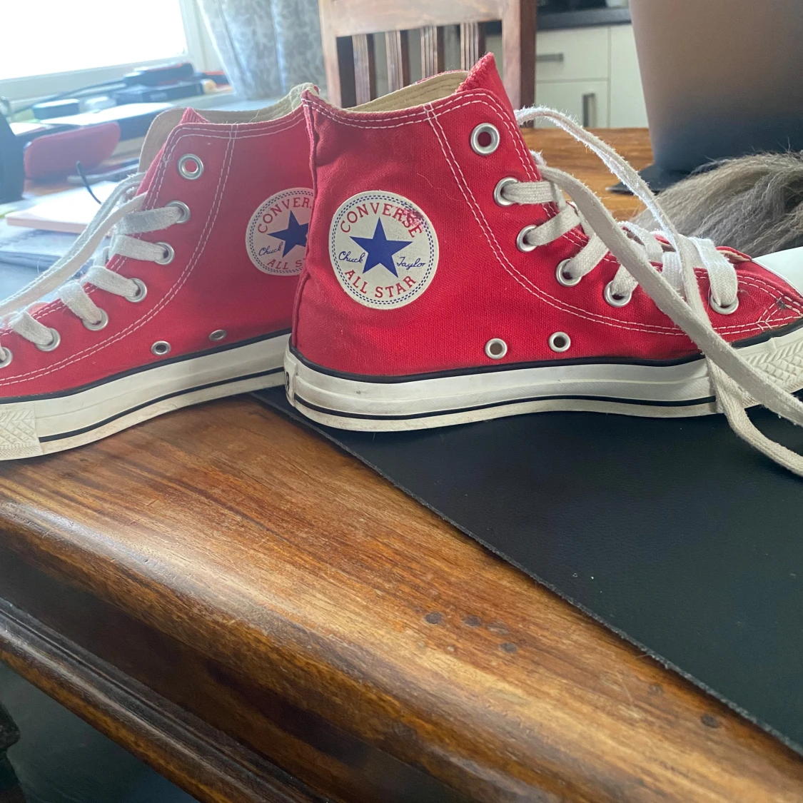 röda converse  - 90