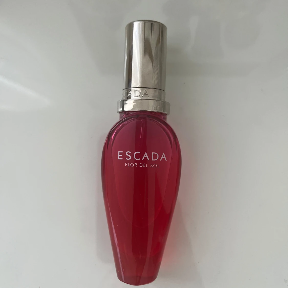 Parfym escada - 90