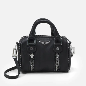 Zadig Voltaire väska  - Super fin väska köpte för 3 195 kr så himla fin och snygg detaljer ser nästan helt ny ut kontakta för mer bilder 