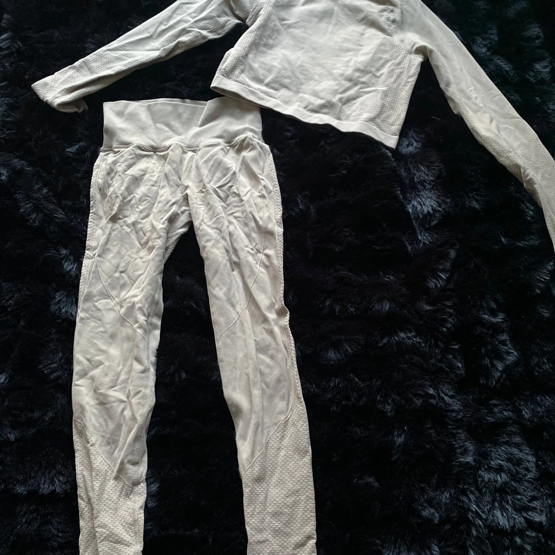 Beige set från FB Sister