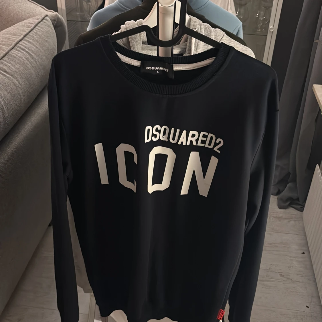 Svart långärmad tröja från Dsquared2