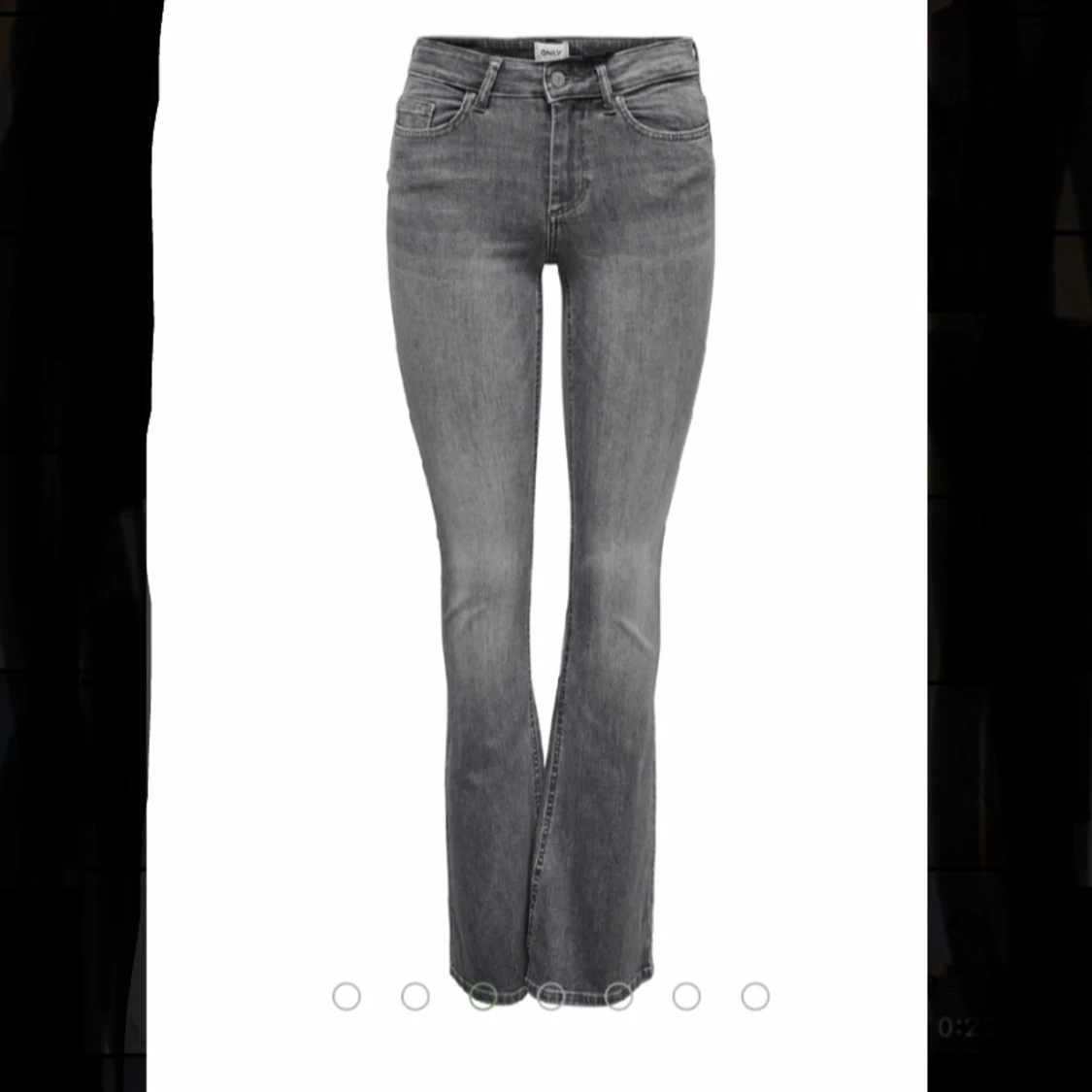 Grå bootcut jeans från Only