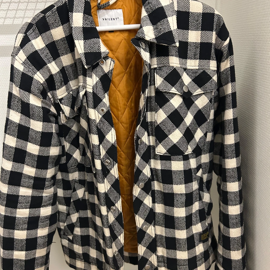Svartvit rutig jacka från Vaillent - 4