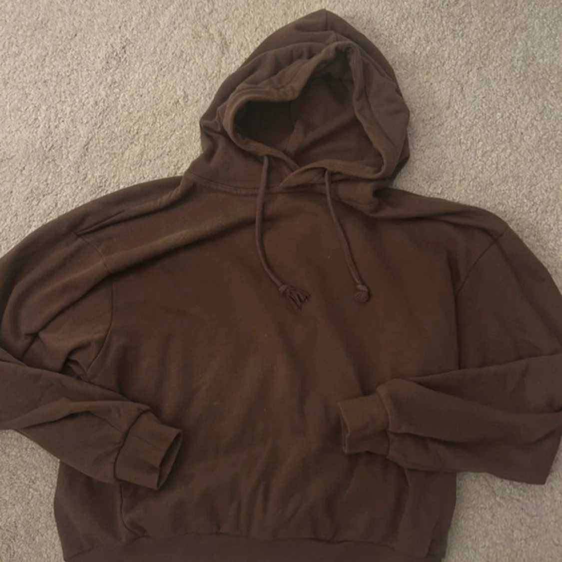 Brun hoodie från 157