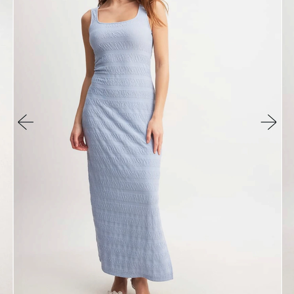 Ljusblå långklänning från NA-KD - 1