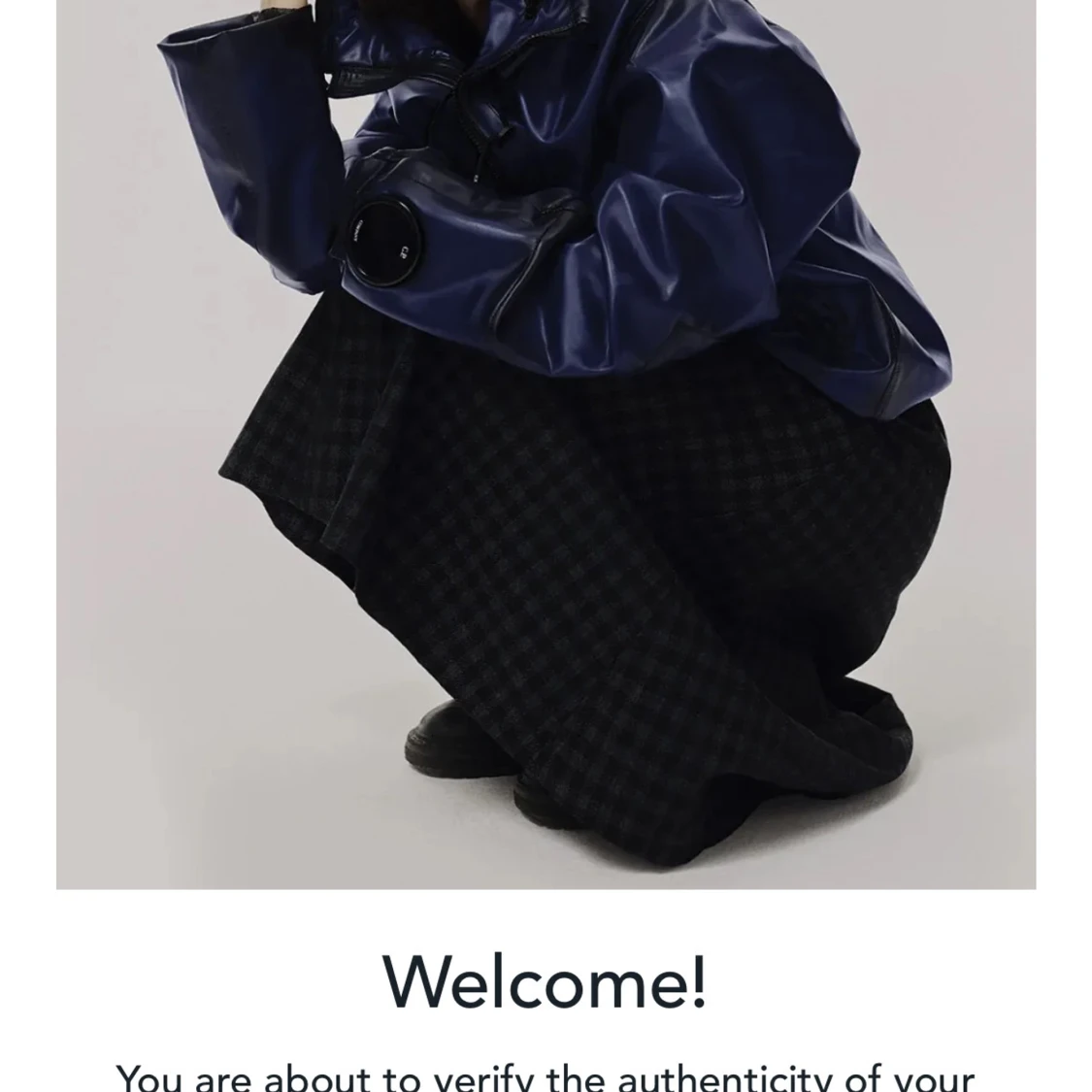 Vit huvtröja från C.P. Company - 2